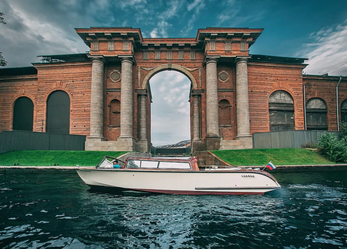 Катер Монферан